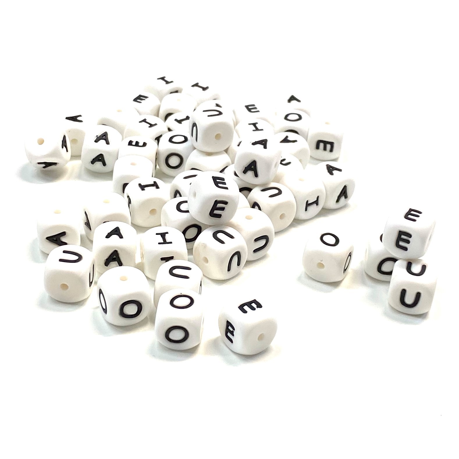 100PCS ACRYLIC LETTER A Alphabet Silicone Beads Vowel Letter Beads