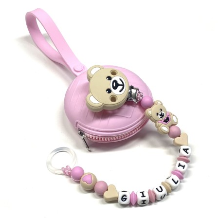 Babyjart Cadeia de chupeta PRESTIGE MOSCHINO de silicone com nome, adaptador / gancho de chupeta MAM e modelo CHICCO