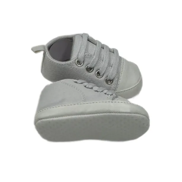 Zapatitos de bebé personalizados con nombre e imagen grabada a láser