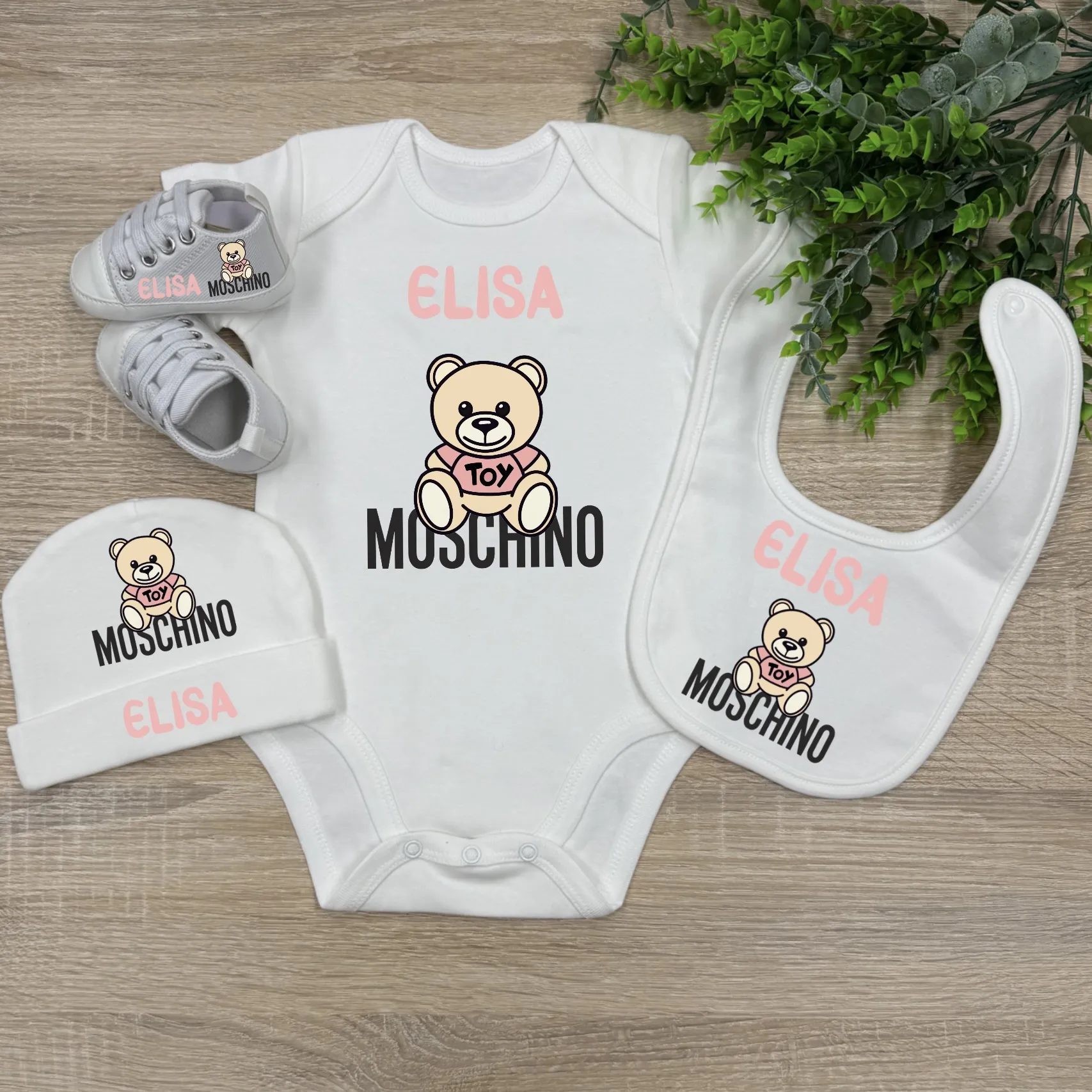 SCARPE E ABBIGLIAMENTO NEONATI